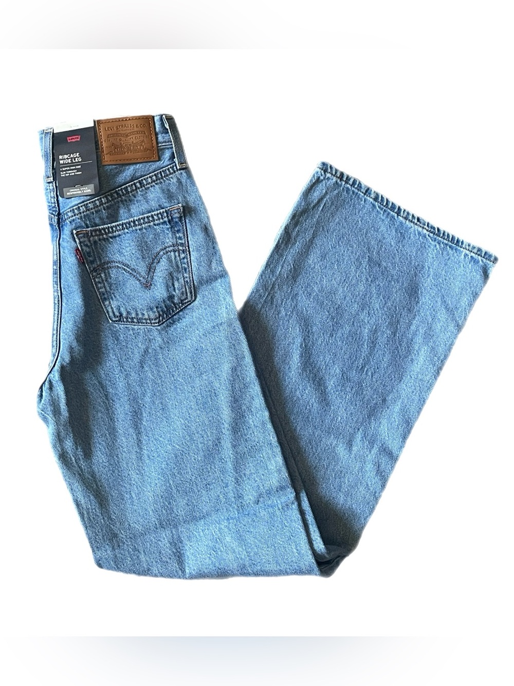 NWT Levi's Premium Ribcage Wide Leg Women's Jeans 24x32 Medium Wash